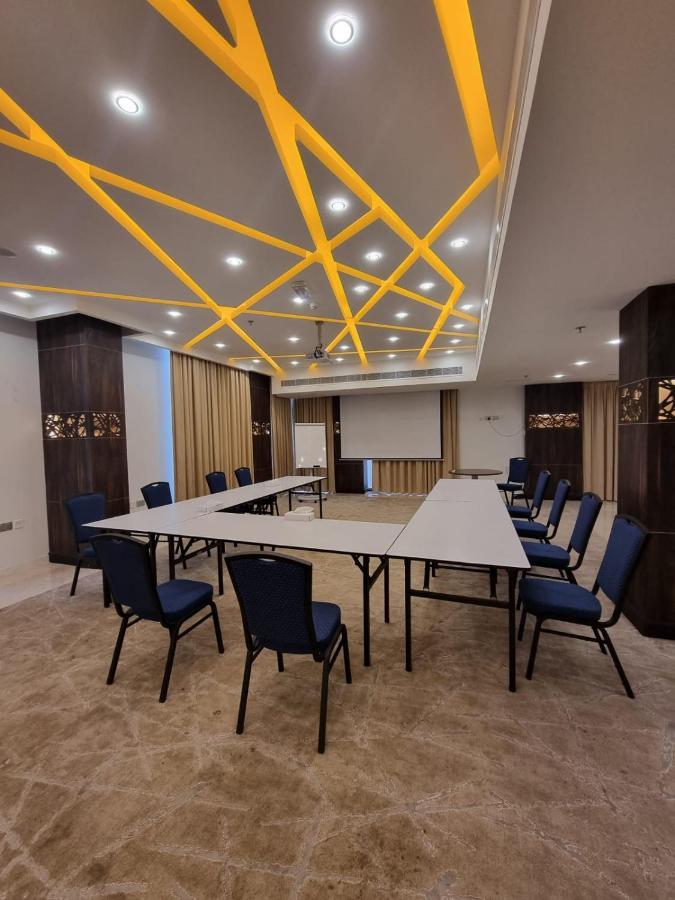 Gate Hotel